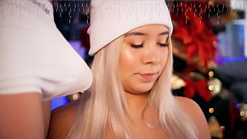 I love sucking cocks and making them hard for me with my slutty gestures