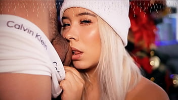 I love sucking cocks and making them hard for me with my slutty gestures