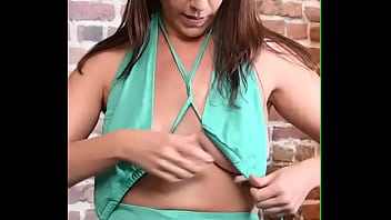 Trying to figure out how to use this shirt two people and google with still no luck #difficult #fashion #tryonhaul #tryi