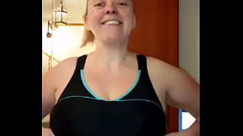 étrange ce bug à la fin de la vidéo pourtant la vidéo postée pour mes fans