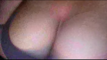 Los enormes pechos de mi pareja