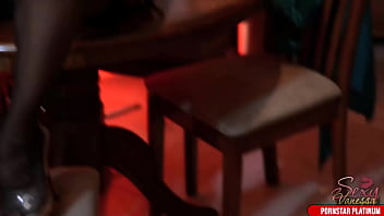 Redhead gilf sexy vanessa stuffs a fat cucumber in her wet pussy