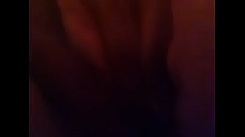 Chica tocándose para mí