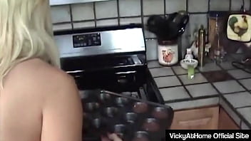 Milf vicky vette sucks cock and gets a cumshot in the kitchen
