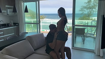 Cheguei Da Praia Cheia De Tesão E Gozei Gostoso No Pau Do Bandido thumbnail