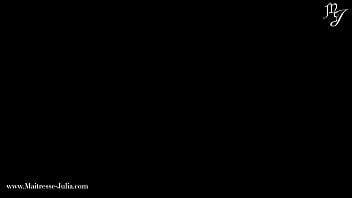 S'il y a une chose que j'apprécie particulièrement c'est de marcher en latex dans les rues de berlin se sentir lib