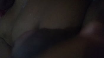 Gozando bem gostoso na bronha