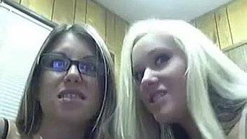 Free live sex webcams 28