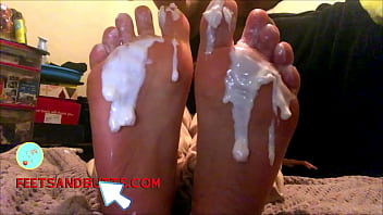 Creamed feet and soles latina sexy feet Creamed feet and soles latina sexy feet