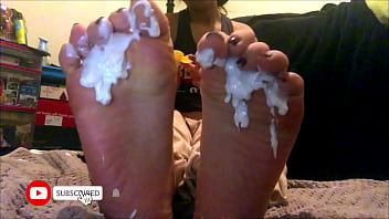 Creamed Feet And Soles Latina Sexy Feet thumbnail