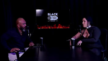 A forma de resolver seu tesão o cara de pau pequeno ficou enchendo seu saco e os puteiros não a aceitam pri melancia watch sheer red