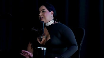 A forma de resolver seu tesão o cara de pau pequeno ficou enchendo seu saco e os puteiros não a aceitam pri melancia watch sheer red