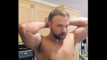 It's locktober and simply scritch has been a very good sub i'm looking forward to all the ways i'm gonna tease hi