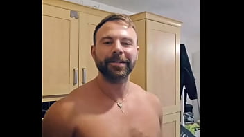 It's locktober and simply scritch has been a very good sub i'm looking forward to all the ways i'm gonna tease hi