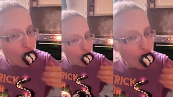 Asmr hair brush to ponytail