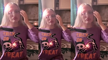 Asmr hair brush to ponytail