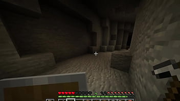 Minecraftero rompe su pico 2 veces en la mina