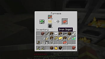 Minecraftero rompe su pico 2 veces en la mina