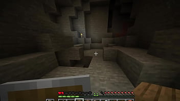 Minecraftero rompe su pico 2 veces en la mina