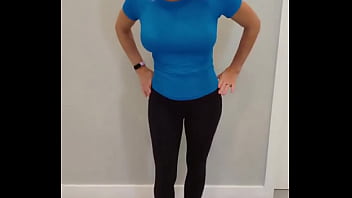 Black yoga pants & blue compression shirt try on