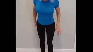 Black yoga pants & blue compression shirt try on