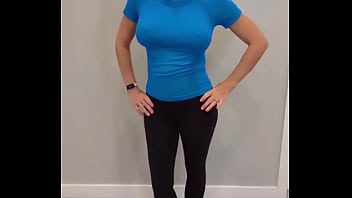 Black yoga pants & blue compression shirt try on