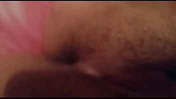 Dándose placer ella misma