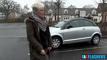 Can everyone see my pussy shameless bree branning flashing and pissing for uk flashers