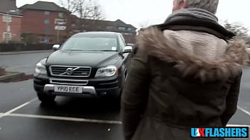 Can everyone see my pussy shameless bree branning flashing and pissing for uk flashers