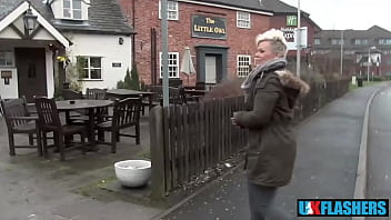 Can everyone see my pussy shameless bree branning flashing and pissing for uk flashers
