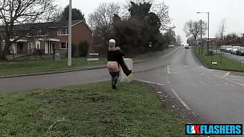Can everyone see my pussy shameless bree branning flashing and pissing for uk flashers