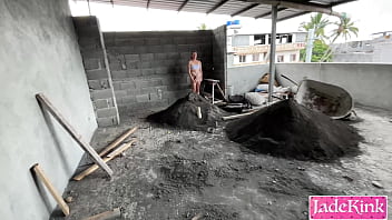 Sucking pervert construction worker big cock on site