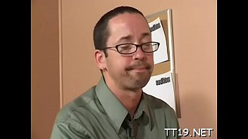 Luscious brunette girlfriend anna pierceson delighting stud with fellatio