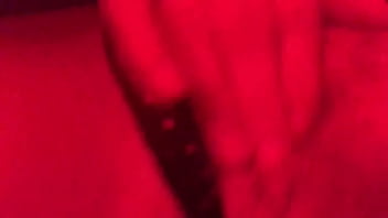 Wife’s pussy up cuming