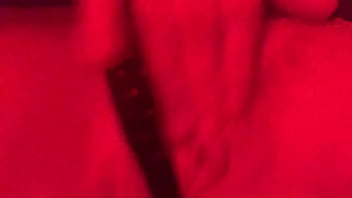 Wife’s pussy up cuming