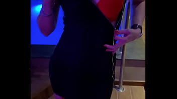 Petite danse pour vous et mon homme bien sûr la suite arrive mais seulement