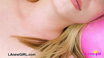 Gorgeous blonde model unveils her sexy firgure