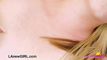 Gorgeous blonde model unveils her sexy firgure