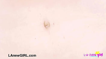 Gorgeous blonde model unveils her sexy firgure