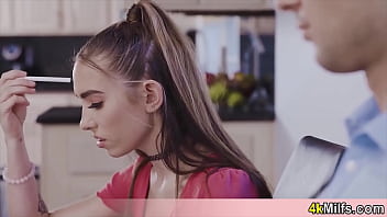 Cutie wants to buy a new house with her pussy