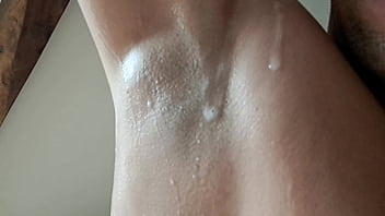 Fetish Aisselle Téton Masturbation thumbnail