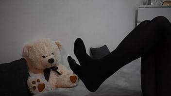 I love her feet ig xmileygreyx