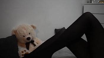 I love her feet ig xmileygreyx