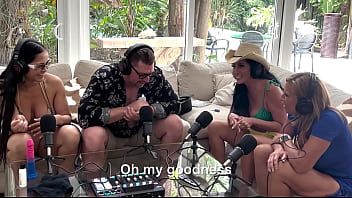 Cruz'n with abi james and sunni daize