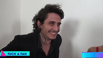 Aletta ocean stuffs herself with a fan's cock & gets a huge creampie