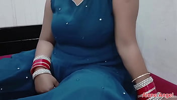 Newly married couples record good memories mere pati ne mujhe lund par bithaya or choda