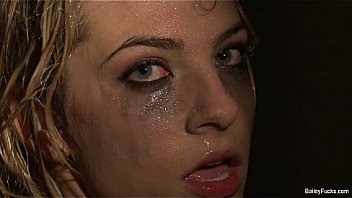 Dahlia Sky Naughty Shower Fun thumbnail