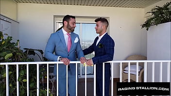 Gorgeous Realtor Drilled By Bearded Jock thumbnail