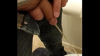 Pissing thumbnail