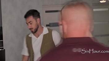 Blonde has an appetite for both her holes being stuffed simultaneously every weekend Blonde has an appetite for both her holes being stuffed simultaneously every weekend